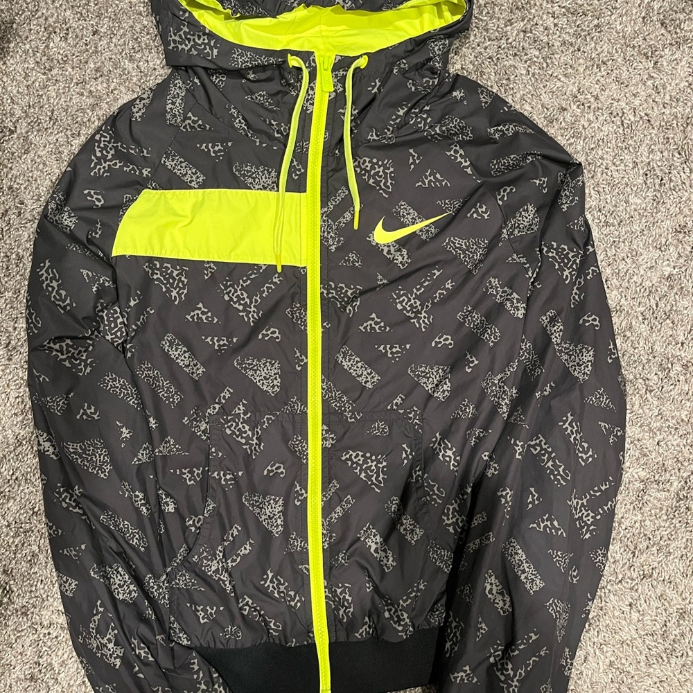 Nike windbreaker